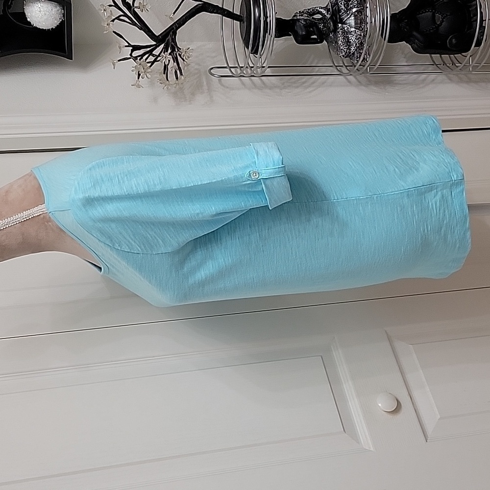 Chico's Size 0 (S) Light Blue "The Ultimate Tee" Roll Tab Half Sleeve, EUC - Picture 2 of 9